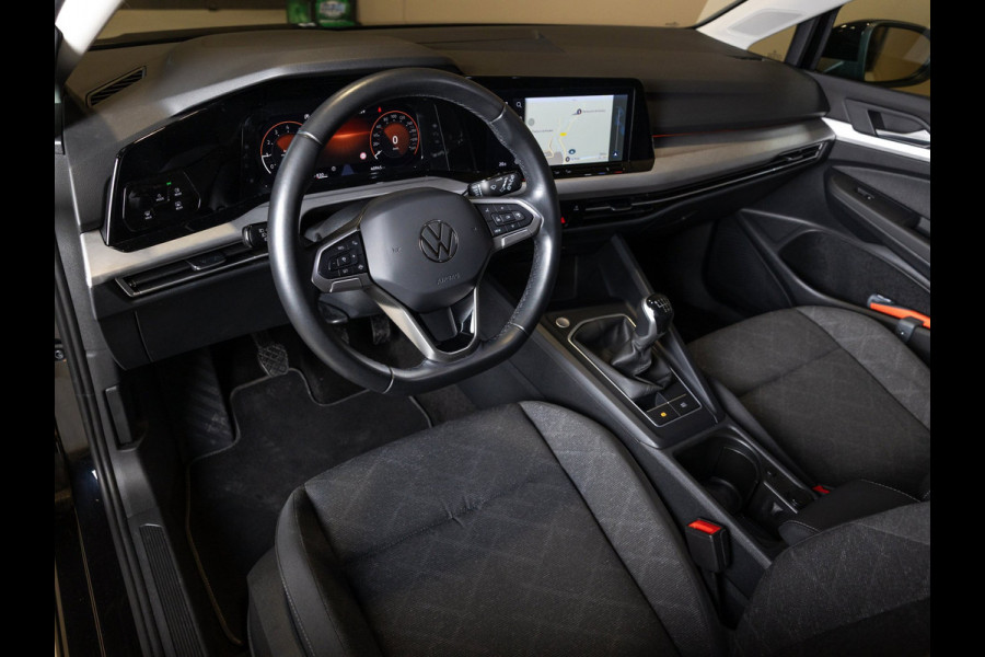 Volkswagen Golf 1.0 TSI Life / 110pk / Cruise / Airco / Klimaatregeling / Navigatie / Apple Carplay