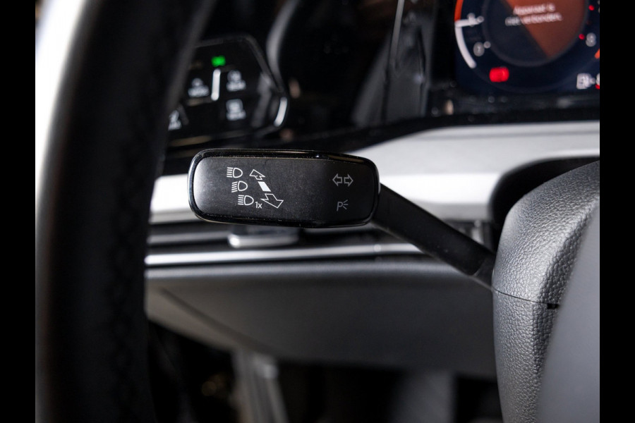 Volkswagen Golf 1.0 TSI Life / 110pk / Cruise / Airco / Klimaatregeling / Navigatie / Apple Carplay