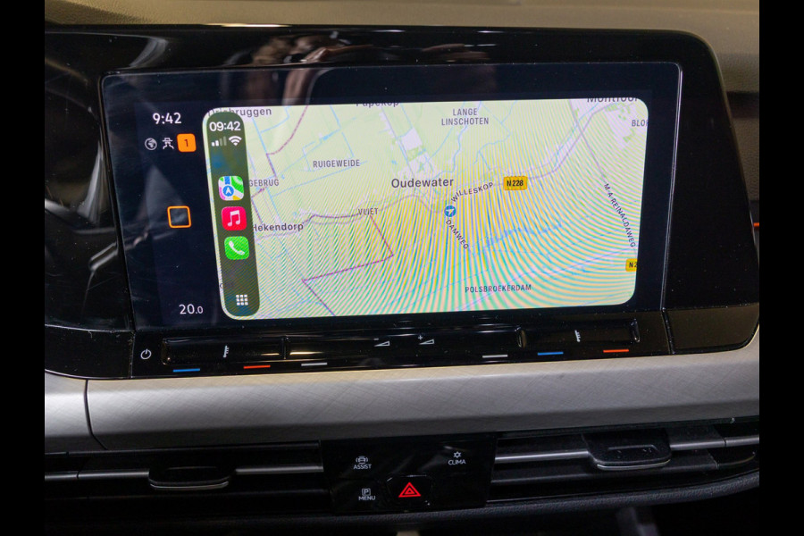 Volkswagen Golf 1.0 TSI Life / 110pk / Cruise / Airco / Klimaatregeling / Navigatie / Apple Carplay