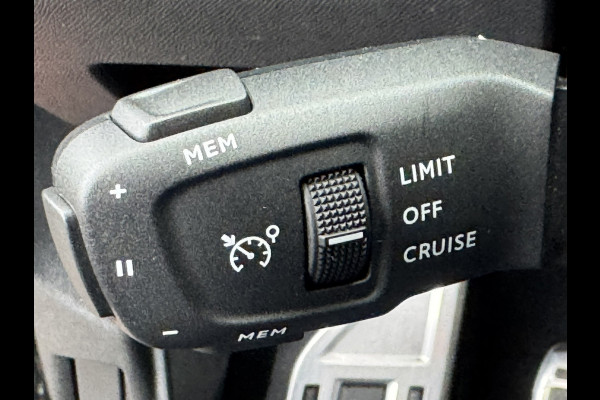 Peugeot 3008 1.2 PureTech Allure Cruise Climate Camera plus Sensoren voor/achter Navi Dodehoekdetectie Navigatie