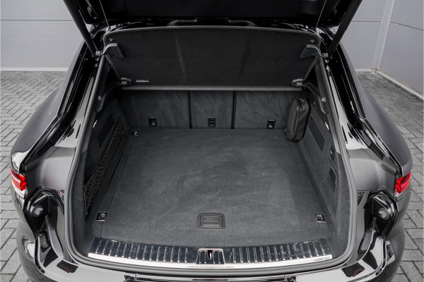 Porsche Cayenne Coupé 3.0 E-Hybrid Sport Design Black Edition ACC HUD Luchtv Trekhaak