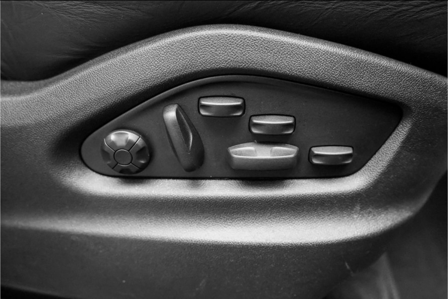 Porsche Cayenne Coupé 3.0 E-Hybrid Sport Design Black Edition ACC HUD Luchtv Trekhaak