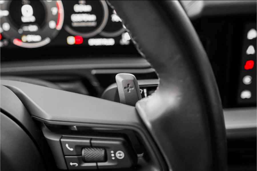 Porsche Cayenne Coupé 3.0 E-Hybrid Sport Design Black Edition ACC HUD Luchtv Trekhaak