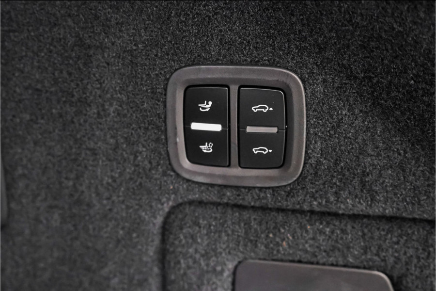 Porsche Cayenne Coupé 3.0 E-Hybrid Sport Design Black Edition ACC HUD Luchtv Trekhaak