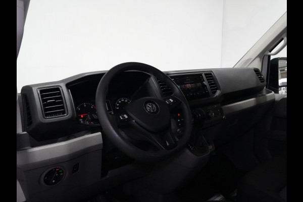 Volkswagen Crafter 35 2.0 TDI 140pk DSG L3H3 Navigatie Camera comfort stoel Android/Carplay