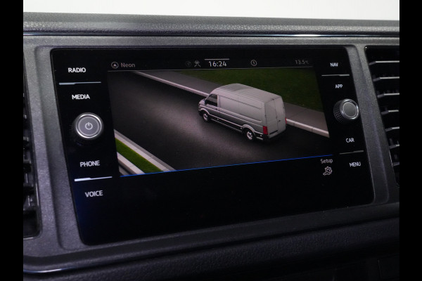 Volkswagen Crafter 35 2.0 TDI 140pk DSG L3H3 Navigatie Camera comfort stoel Android/Carplay