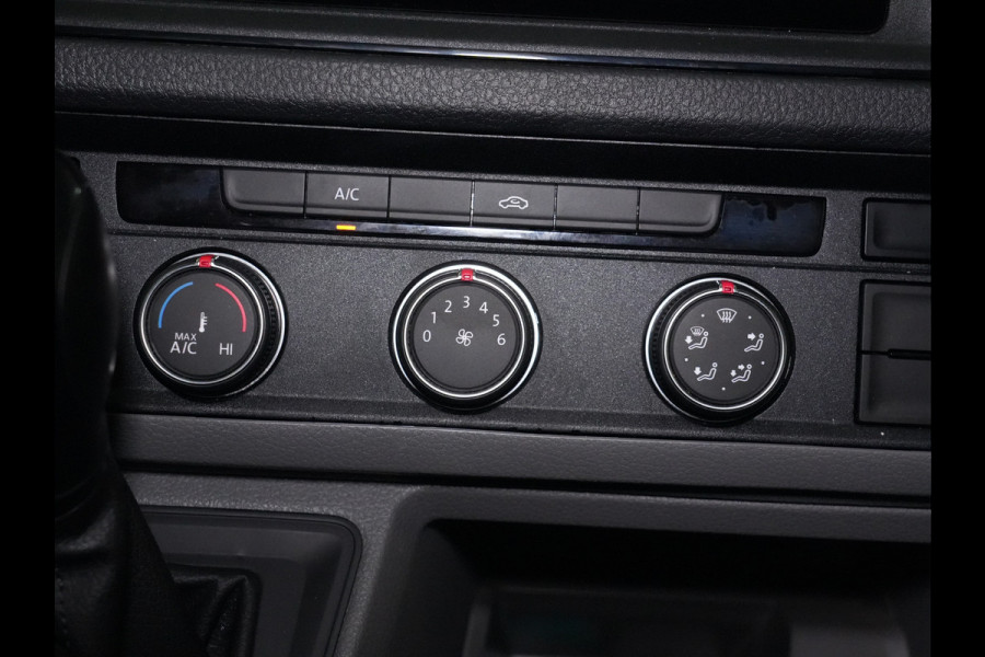 Volkswagen Crafter 35 2.0 TDI 140pk DSG L3H3 Navigatie Camera comfort stoel Android/Carplay