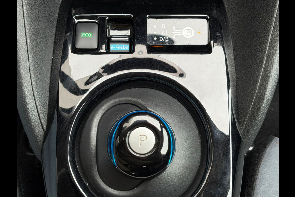 Nissan Leaf e+ 218pk 62kWh Soh 90% Leer Grootste ACCU Warmtepomp Trekhaak Business Executive Ecc Bose®-Hifi Apple Carplay Android Auto Adap. 360°Camera Stoel+Stuurverwarming Led Two-Tone lak 1e Eigenaar Origineel Nederlandse Auto