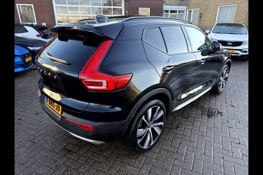 Volvo XC40 Recharge P8 AWD R-Design SOH 92.3%, Panoramadak, Camera, 20''Lmv