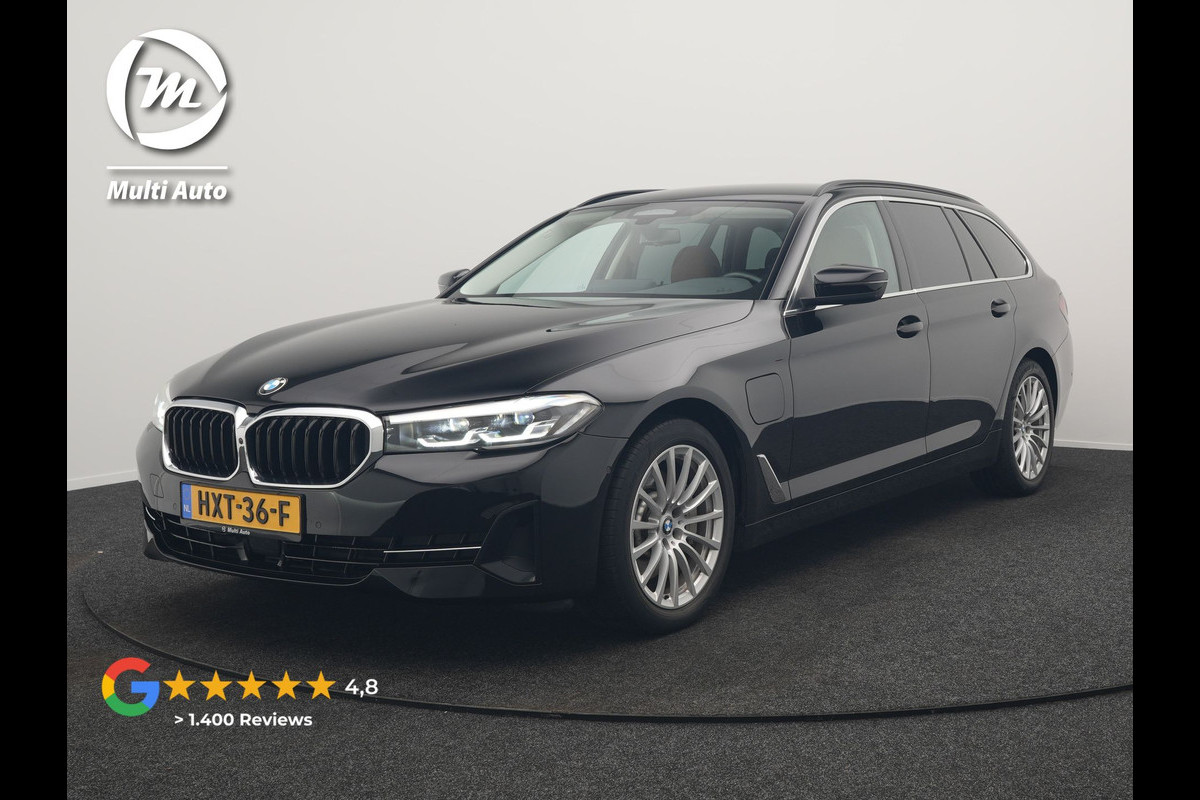 BMW 5 Serie Touring 530e xDrive Plug In Hybrid Business Edition Plus 293pk Dealer O.H PHEV | Trekhaak af Fabriek | Adaptive Cruise | 360 Camera | M Sportstuur | Keyless | BLIS |