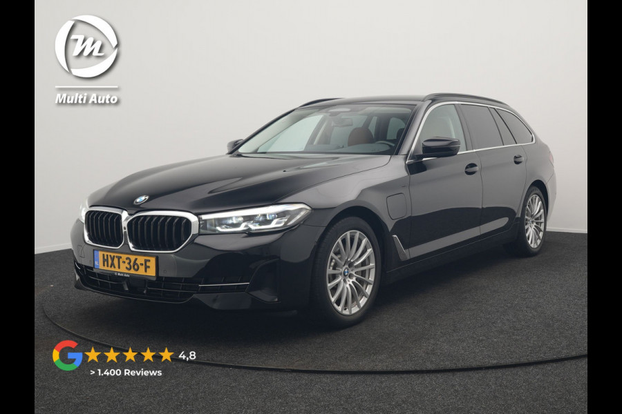 BMW 5 Serie Touring 530e xDrive Plug In Hybrid Business Edition Plus 293pk Dealer O.H PHEV | Trekhaak af Fabriek | Adaptive Cruise | 360 Camera | M Sportstuur | Keyless | BLIS |