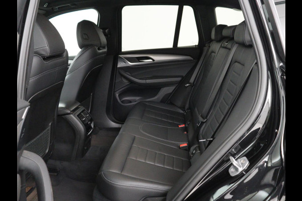 BMW X3 xDrive20i High Executive | M Sport | 1e eigenaar | Head-Up | Leder | Trekhaak | Stoelverwarming | Harman/Kardon | Camera | Keyless | Adaptive Drive | Sfeerverlichting | Full LED | Sportstoelen