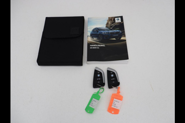 BMW X3 xDrive20i High Executive | M Sport | 1e eigenaar | Head-Up | Leder | Trekhaak | Stoelverwarming | Harman/Kardon | Camera | Keyless | Adaptive Drive | Sfeerverlichting | Full LED | Sportstoelen