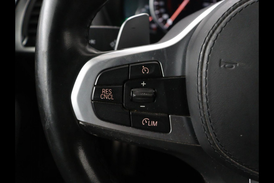 BMW X3 xDrive20i High Executive | M Sport | 1e eigenaar | Head-Up | Leder | Trekhaak | Stoelverwarming | Harman/Kardon | Camera | Keyless | Adaptive Drive | Sfeerverlichting | Full LED | Sportstoelen