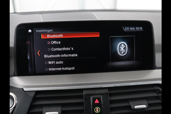 BMW X3 xDrive20i High Executive | M Sport | 1e eigenaar | Head-Up | Leder | Trekhaak | Stoelverwarming | Harman/Kardon | Camera | Keyless | Adaptive Drive | Sfeerverlichting | Full LED | Sportstoelen