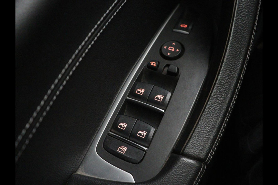 BMW X3 xDrive20i High Executive | M Sport | 1e eigenaar | Head-Up | Leder | Trekhaak | Stoelverwarming | Harman/Kardon | Camera | Keyless | Adaptive Drive | Sfeerverlichting | Full LED | Sportstoelen