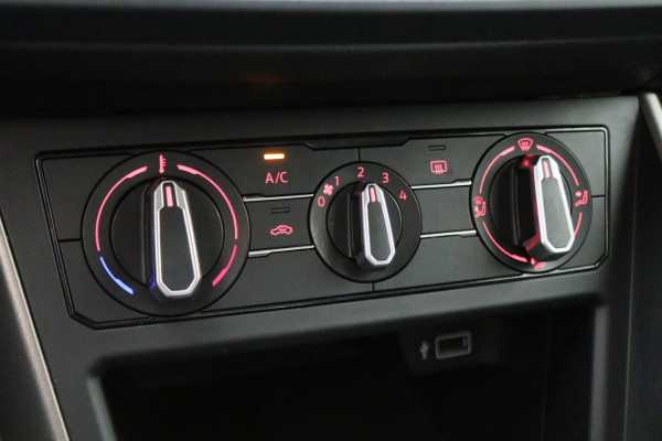 Volkswagen Polo 1.0 MPI Comfortline Airco, Cruise, Bluetooth, Elektrische Pakket, Front Assist, Radio
