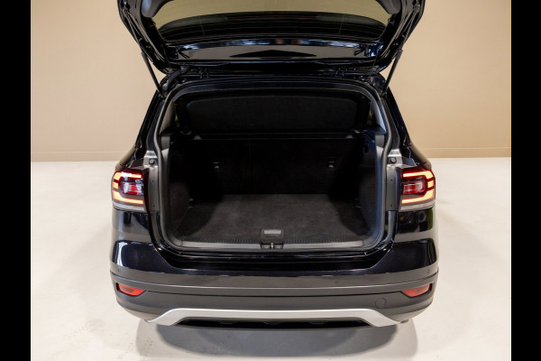 Volkswagen T-Cross 1.0 TSI Life / 110pk / Stoelverwarming / Achteruitrij camera / Adaptieve cruise control /