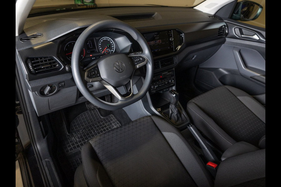 Volkswagen T-Cross 1.0 TSI Life / 110pk / Stoelverwarming / Achteruitrij camera / Adaptieve cruise control /