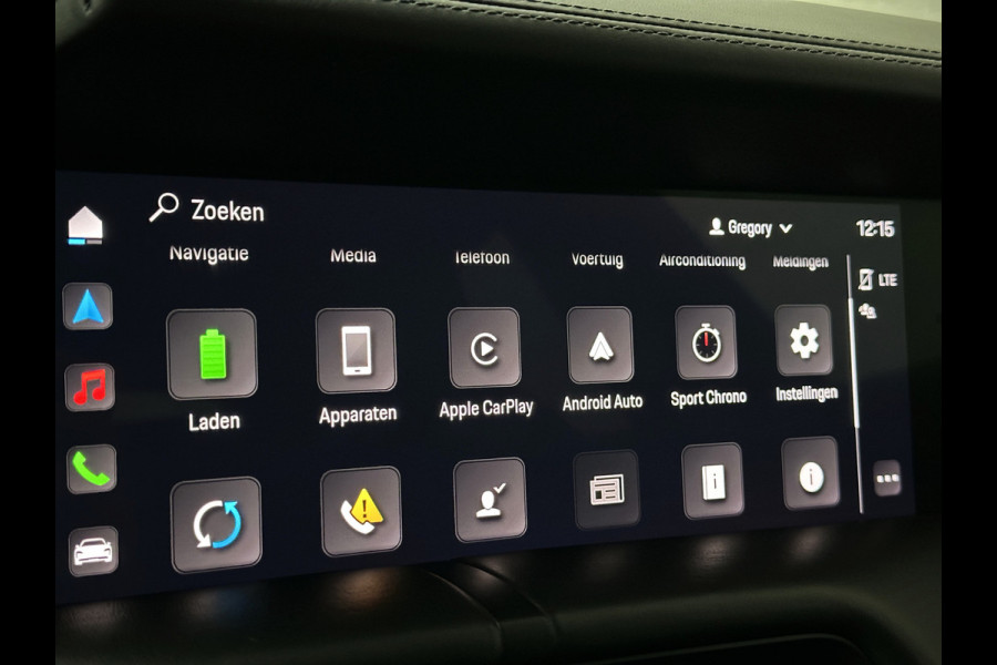 Porsche Taycan 4S Turbo Pakket Performance 84 kWh 490pk | Sport Chrono + | 360 Camera | ACC | Luchtvering | Carbon | 21" | Glasdak | 4WD | Vulkaangrijs | Carplay | Nw.Pr. 147.249,= | NL Auto | SOH Test | Garantie.