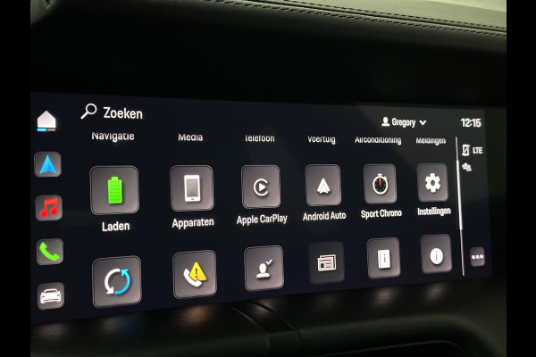 Porsche Taycan 4S Turbo Pakket Performance 84 kWh 490pk | Sport Chrono + | 360 Camera | ACC | Luchtvering | Carbon | 21" | Glasdak | 4WD | Vulkaangrijs | Carplay | Nw.Pr. 147.249,= | NL Auto | SOH Test | Garantie.