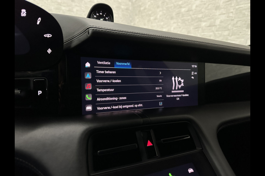 Porsche Taycan 4S Turbo Pakket Performance 84 kWh 490pk | Sport Chrono + | 360 Camera | ACC | Luchtvering | Carbon | 21" | Glasdak | 4WD | Vulkaangrijs | Carplay | Nw.Pr. 147.249,= | NL Auto | SOH Test | Garantie.