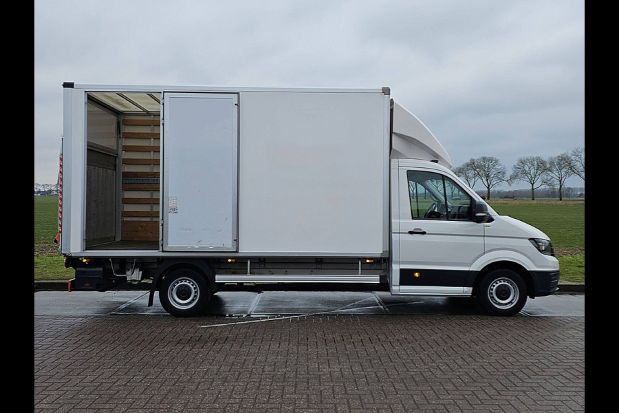 Volkswagen Crafter 35 2.0 TDI L4 Trendline Bakwagen Laadklep Lat-om-Lat Betimmerd Spoiler Zijdeur Euro6 140Pk Bpm-Vrij!