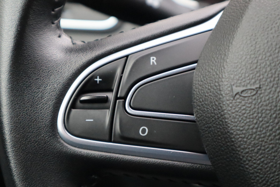 Renault Mégane 1.3 TCe Limited | Automaat | Carplay | Navi |