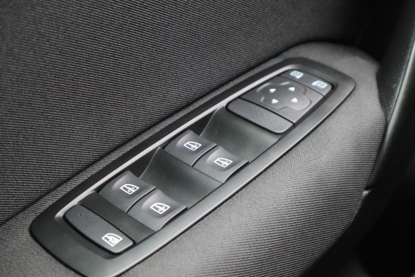 Renault Mégane 1.3 TCe Limited | Automaat | Carplay | Navi |