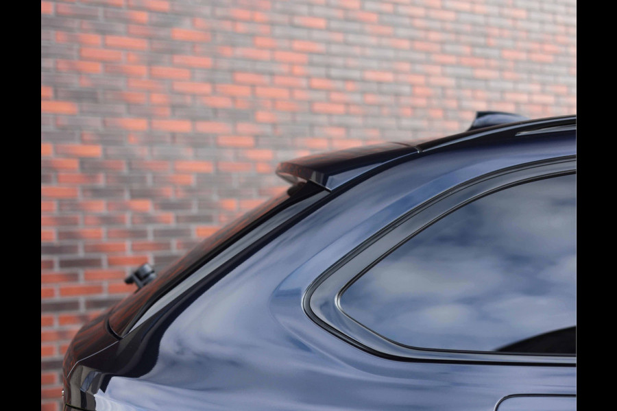 BMW 5 Serie Touring 530e xDrive | Pano - Trekhaak - HUD