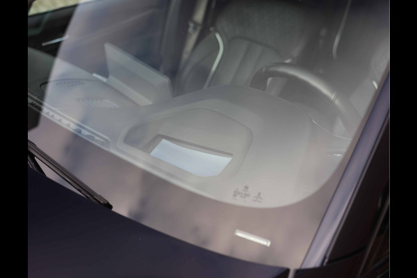 BMW 5 Serie Touring 530e xDrive | Pano - Trekhaak - HUD