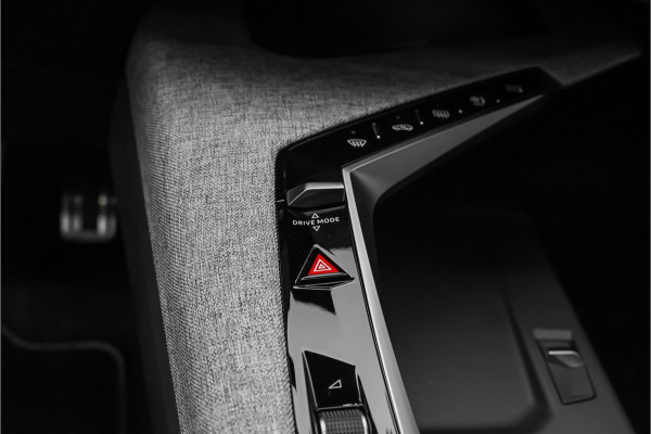 Peugeot E-3008 GT Avantage 210 73 kWh Warmtepomp Stuur & Stoelverw Leder