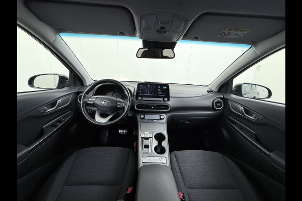 Hyundai Kona EV 64kWh SOH 100% Warmtepomp Head Up Display Adap.Cruise Navi Ecc Camera Apple Carplay Android Auto Pdc Fashion Lane Assist Dodehoekwaarschuwing Keyless Privacy Glas DAB FCA 1e Eigenaar Origineel Nederlandse Auto