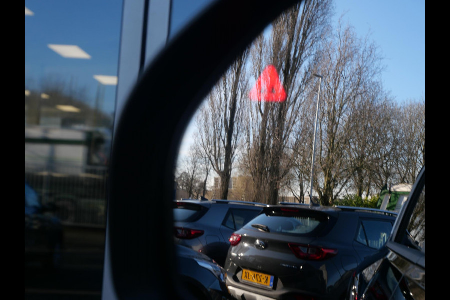 Kia EV3 Plus Advanced 81.4 kWh | Schuifkanteldak | Stoel en stuurverwarming | Adaptief | Dode Hoek