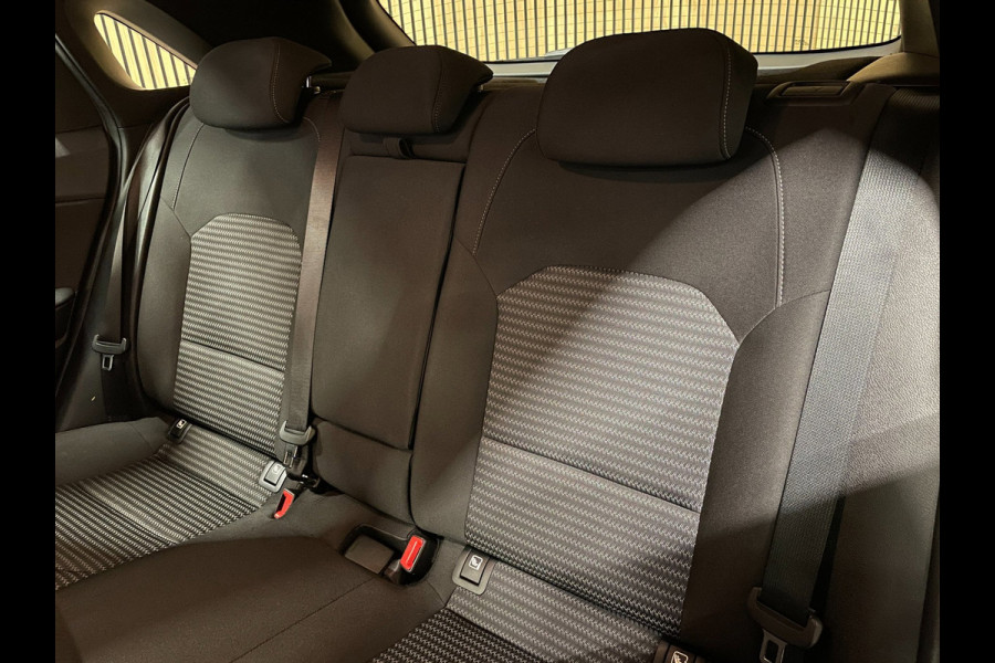 Kia Ceed 1.0 T-GDi DynamicLine|120PK|APPLE CARPLAY|ANDROID|ACHTERUITRIJCAMERA|CLIMATE,CRUISE CONTROL|NL-AUTO|NAP|1E EIG.|INCL.BTW|