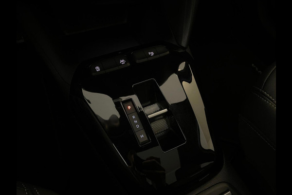 Opel Corsa 1.2 Turbo Ultimate 130PK AUTOMAAT PANO AIRCO NAVI CRUISE BLUETOOTH STOELVERW CAM PDC VELGEN PRIVACYGLAS NIEUWSTAAT