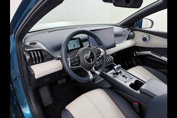 BYD ATTO 3 62kWh 204pk Design Pano-dak Leer+Elektr.Verst. Warmtepomp Adaptieve Cruise 360°Camera Apple Carplay Android Auto Elektr.Achterkl SOH 94% Verkeersbord detectie WiFi DAB Led Rijstrooksensor Keyless Smartphone Entry Fabrieksgarantie tot 12-12-2030/150.000km Garantie Op de LFP Accu tot 20-12-2030/200.000km €44.000,- Nieuw!