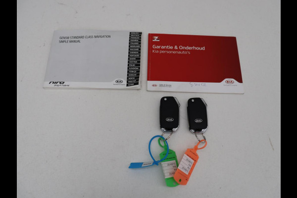 Kia Niro 1.6 GDi PHEV DynamicLine | Half leder | Adaptive cruise | Camera | Carplay | Navigatie | Climate control | Bluetooth | Parkeerhulp