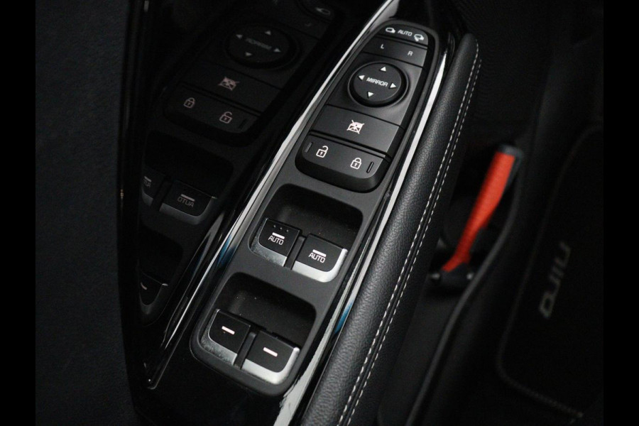 Kia Niro 1.6 GDi PHEV DynamicLine | Half leder | Adaptive cruise | Camera | Carplay | Navigatie | Climate control | Bluetooth | Parkeerhulp