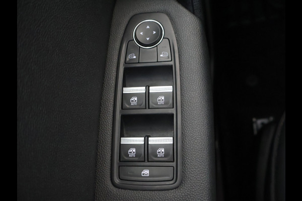 Renault Captur 1.6 E-Tech plug-in hybrid 160PK SL Rive Gauche | CAMERA