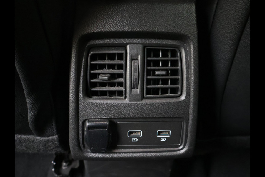 Renault Captur 1.6 E-Tech plug-in hybrid 160PK SL Rive Gauche | CAMERA