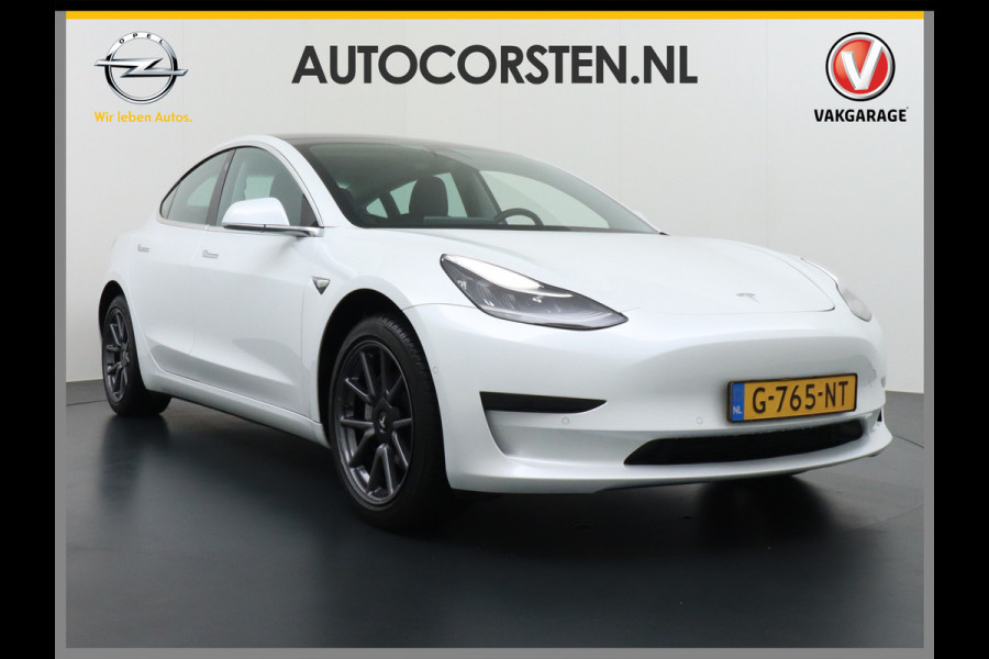 Tesla Model 3 SR+ 60kWh 326PK Trekhaak AutoPilot Premium-Luidsprekers Leer PanoramaDak Adaptive Cruise Lmv 18" Camera's Elektr.-Stuur+Stoelen+ SOH 85% Ecc Navi Led DAB Voorverwarmen interieur via App Keyless One-Pedal-Drive Origineel Nederlandse Auto 1.584KG Trekgewicht 1.000kg.