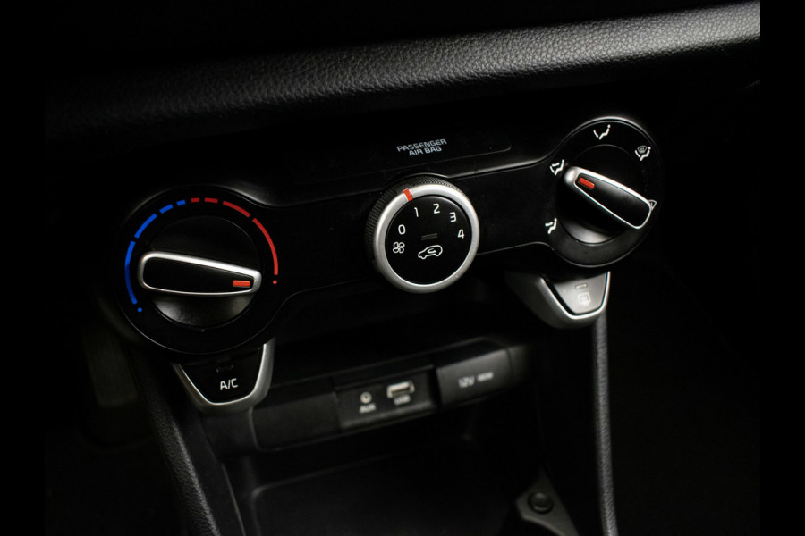 Kia Picanto 1.0 CVVT ComfortPlusLine Navigator Sport (APPLE CARPLAY,NAVI,CAMERA,CRUISE,ELEKTRISCH PAKKET,SPORTSTOELEN,LM VELGEN)