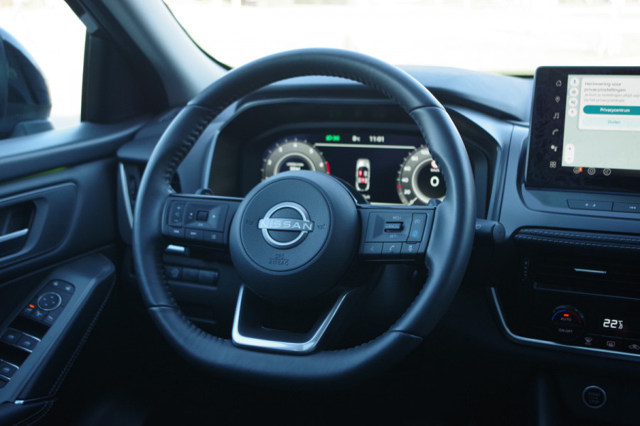 Nissan QASHQAI 1.3 MHEV Xtronic Automaat N-Connecta, Panoramadak, Carplay, Sfeerverlichting