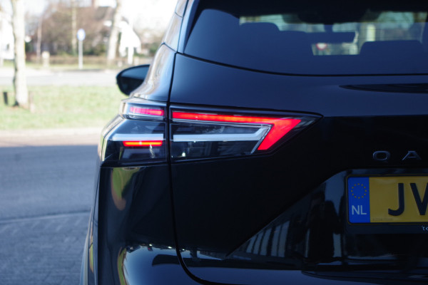 Nissan QASHQAI 1.3 MHEV Xtronic Automaat N-Connecta, Panoramadak, Carplay, Sfeerverlichting