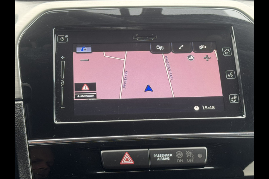 Suzuki Vitara 1.4 S Adaptive cruise Climate control Stoelverwarming LED Apple / Android Navigatie Achteruitrijcamera