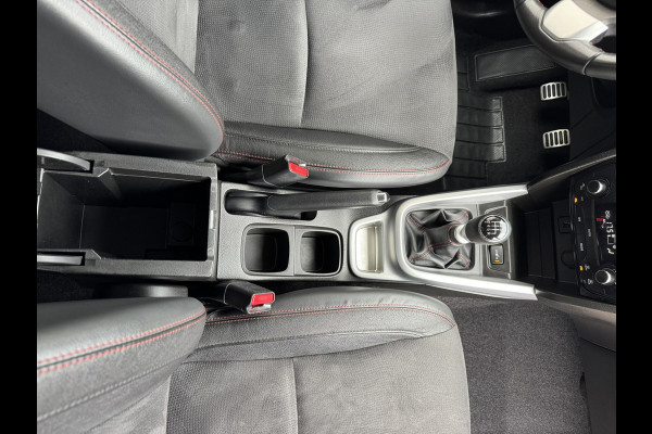Suzuki Vitara 1.4 S Adaptive cruise Climate control Stoelverwarming LED Apple / Android Navigatie Achteruitrijcamera