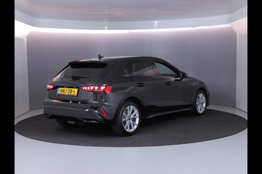 Audi A3 Sportback 40 TFSI e S edition 204 pk S-tronic | Verlengde garantie | Navigatie | Parkeersensoren (Park assist) | Achteruitrijcamera | Stoelverwarming | S-Line |