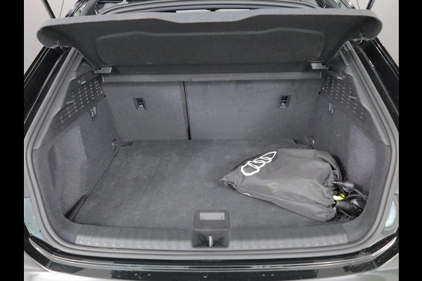 Audi A3 Sportback 40 TFSI e S edition 204 pk S-tronic | Verlengde garantie | Navigatie | Parkeersensoren (Park assist) | Achteruitrijcamera | Stoelverwarming | S-Line |