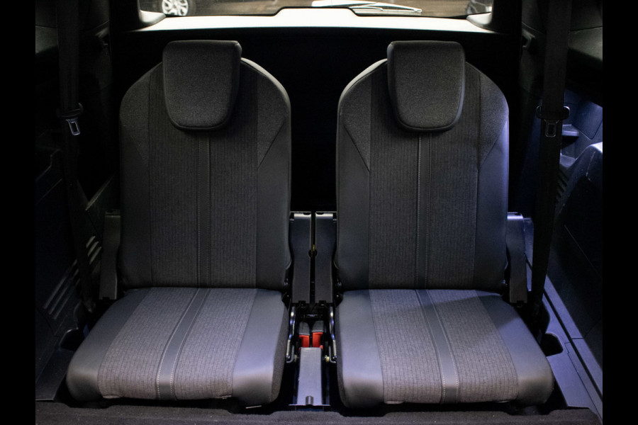 Peugeot 5008 1.2 PureTech GT-Line Sport 7P (APPLE CARPLAY,NAVI,CAMERA,360 VIEW,CLIMATE,CRUISE,PDC,GETINT,SPORTSTOELEN,LM VELGEN)